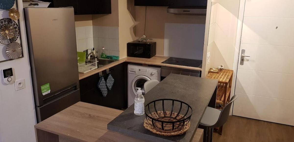 Apparemment Cosy Avec Parking Exterieur Gratuit Lejlighed Aulnay-sous-Bois Eksteriør billede
